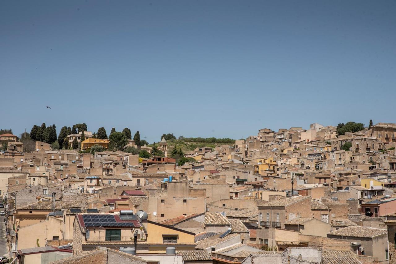 Come A Casa Panoramico E Centralissimo Appartement Canicattì Buitenkant foto